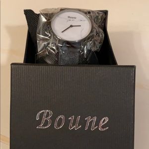 Boune Watch NIB